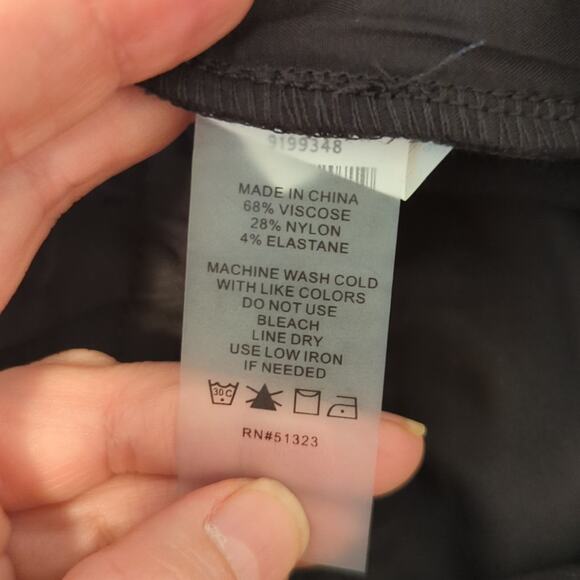 NWT Vince Camuto Ponte Pants, 0 - Picture 7 of 7